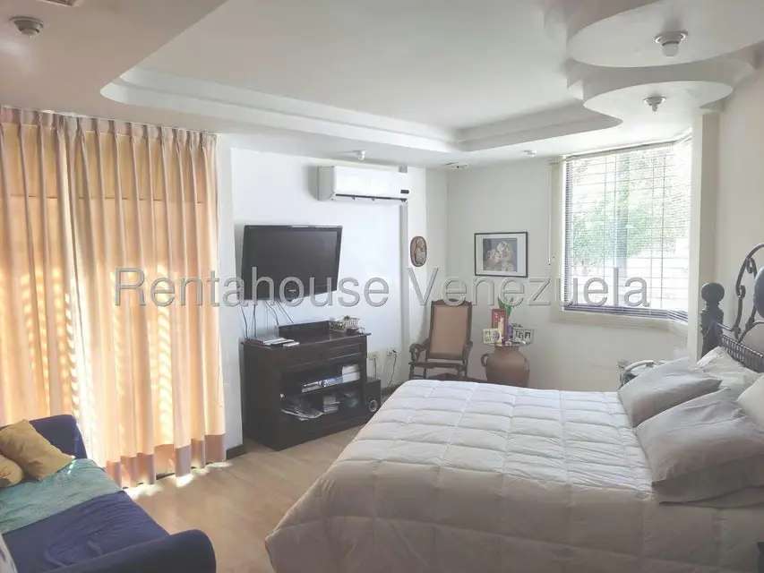 Casa (Duplex) en Venta en Cumboto, Carabobo - 32