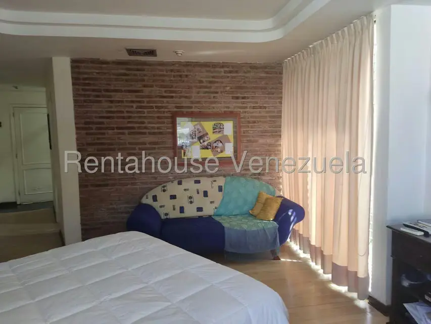 Casa (Duplex) en Venta en Cumboto, Carabobo - 33