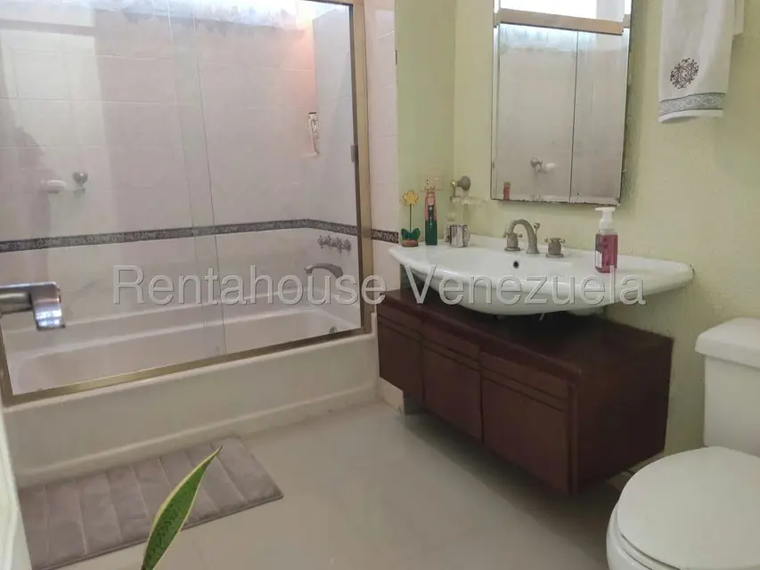 Casa (Duplex) en Venta en Cumboto, Carabobo - 37