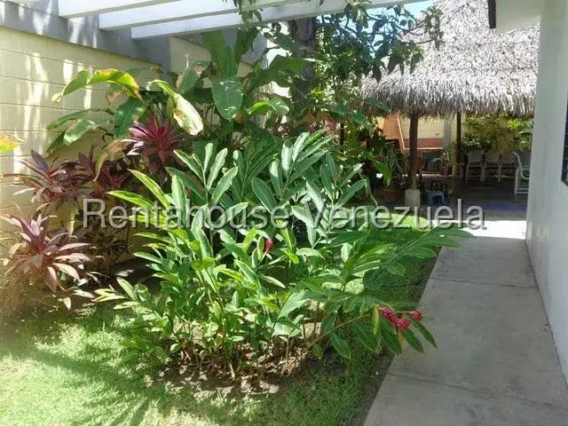 Casa (Duplex) en Venta en Cumboto, Carabobo - 53