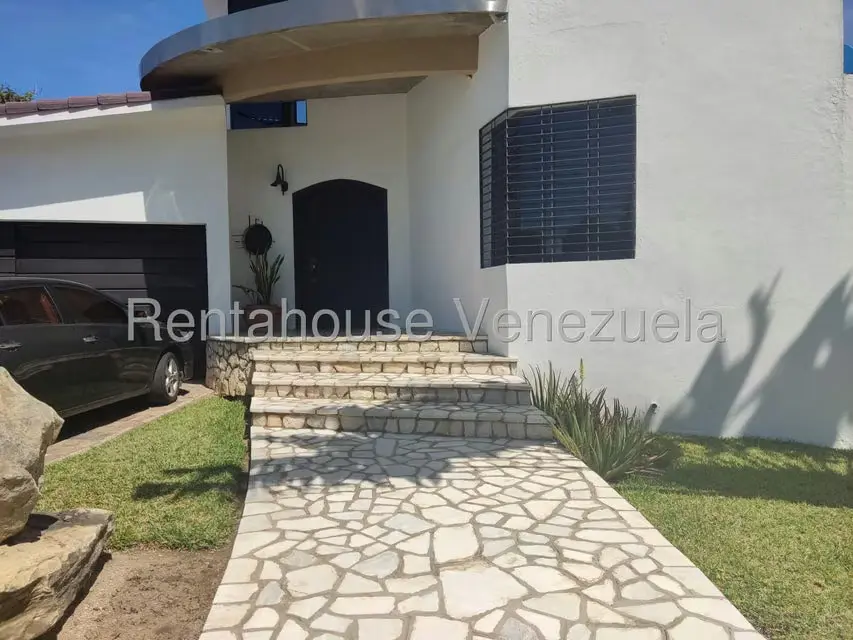 Casa (Duplex) en Venta en Cumboto, Carabobo - 59