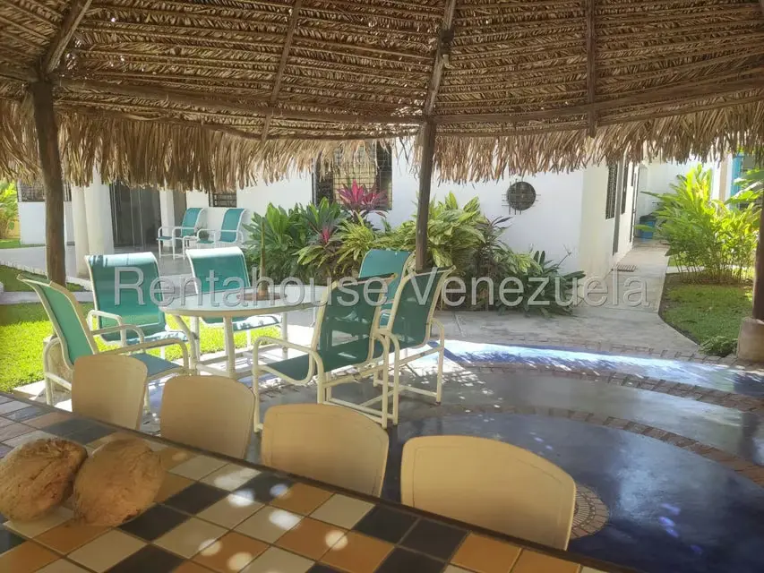 Casa (Duplex) en Venta en Cumboto, Carabobo - 9