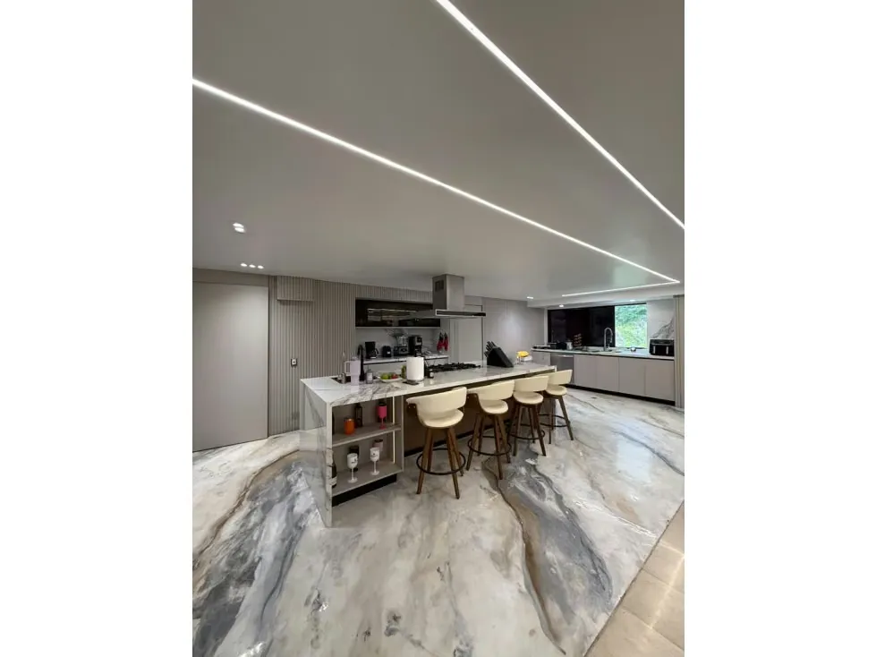 Se vende Apto PH 674m² 4h+2s/4b+2s/4p Sebucan - 8