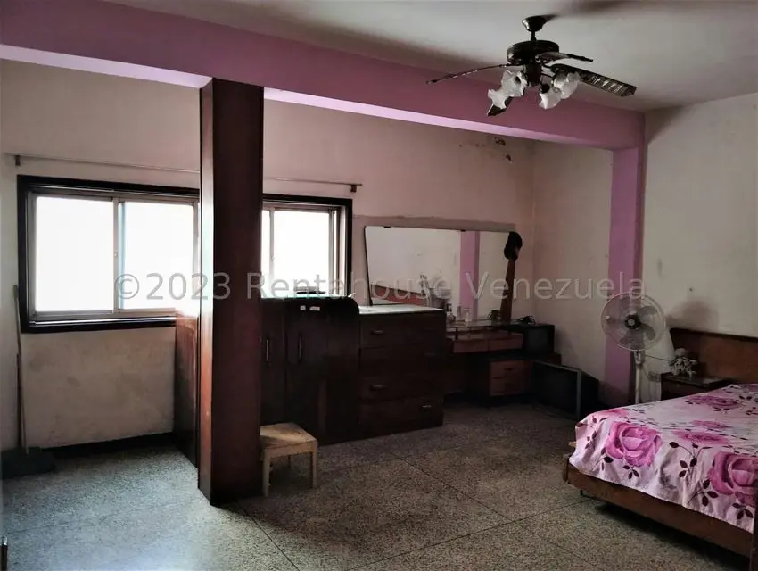 Casa (Multipes Niveles) en Venta en Parroquia Catedral, Distrito Metropolitano - 13