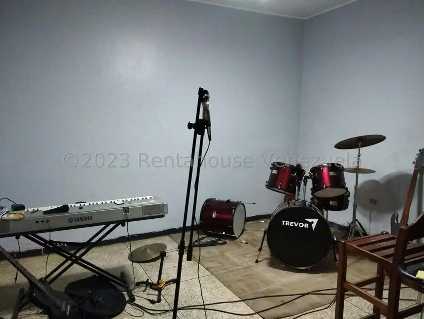 Casa (Multipes Niveles) en Venta en Parroquia Catedral, Distrito Metropolitano - 14