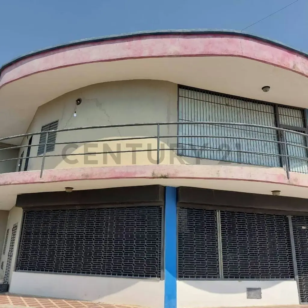 Local en venta / zona Industrial de Santa Cruz - 2