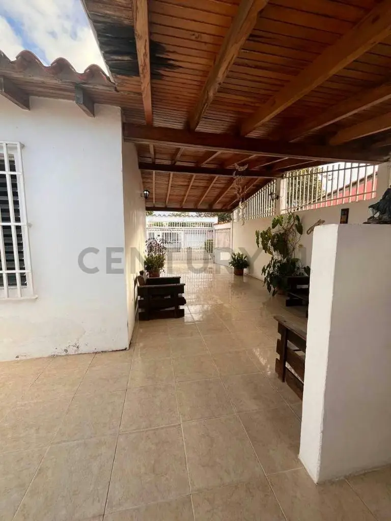 Casa en excelente estado, Urbanizacion Privada San Miguel, Calle principal - 3