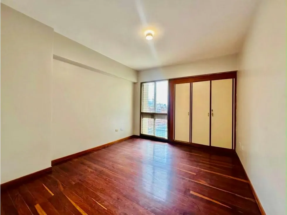 Se vende apto 200m2 3h+s/4b/3p Campo Alegre - 19