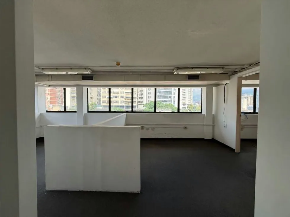 Se vende edificio 3231m2 Bello Monte - 4