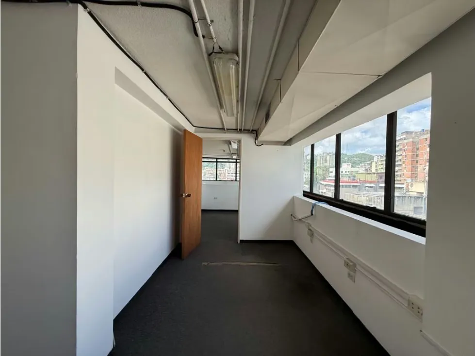 Se vende edificio 3231m2 Bello Monte - 5