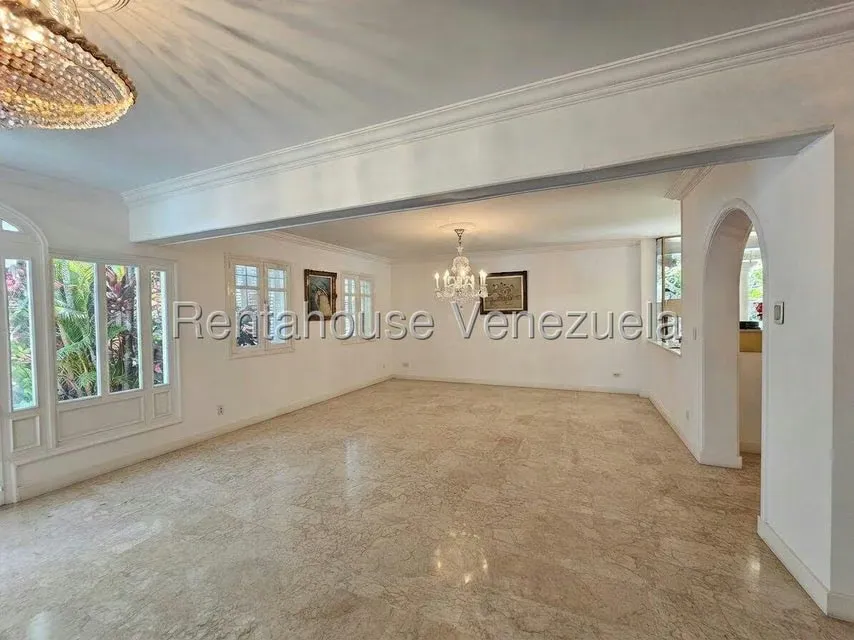 Casa (Duplex) en Venta en Lomas de La Lagunita, Distrito Metropolitano - 17
