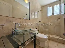 Vista 24