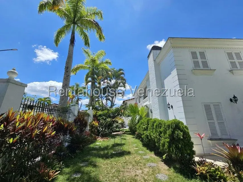 Casa (Duplex) en Venta en Lomas de La Lagunita, Distrito Metropolitano - 6