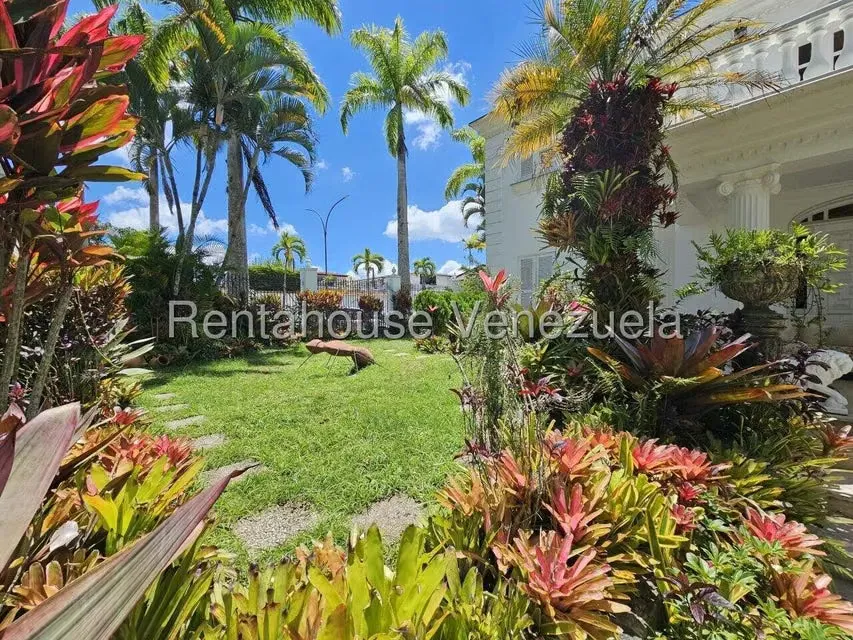 Casa (Duplex) en Venta en Lomas de La Lagunita, Distrito Metropolitano - 9