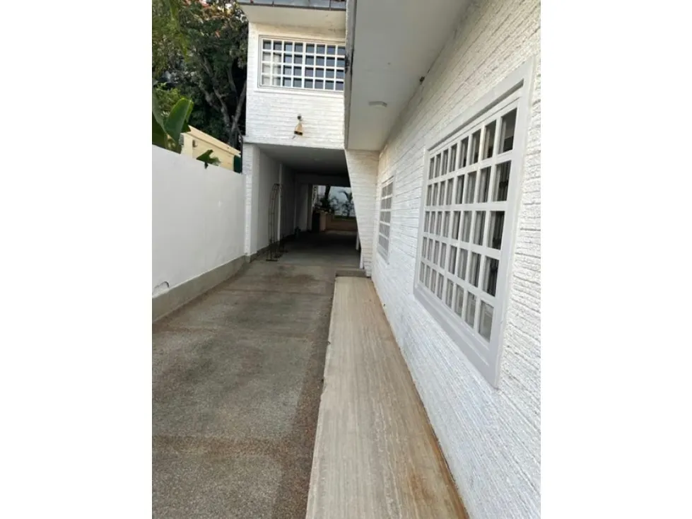 Se vende casa 565m2 Sebucán 3596 - 4