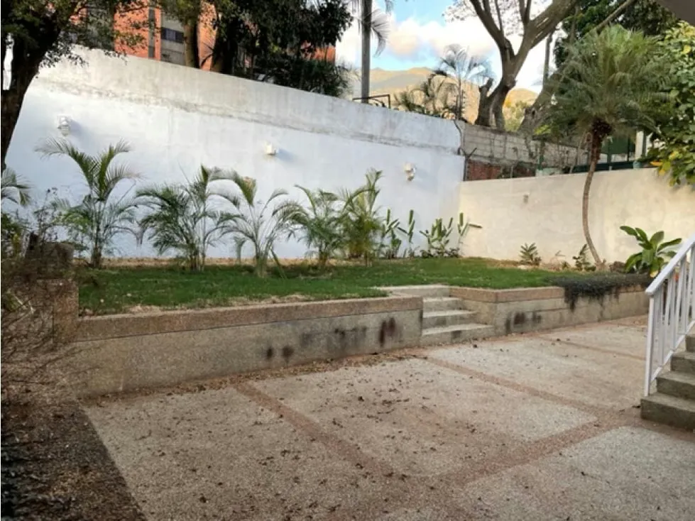 Se vende casa 565m2 Sebucán 3596 - 35