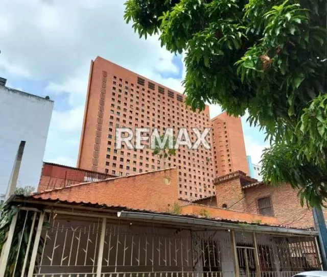 TERRENO EN VENTA - URB. SABANA GRANDE
