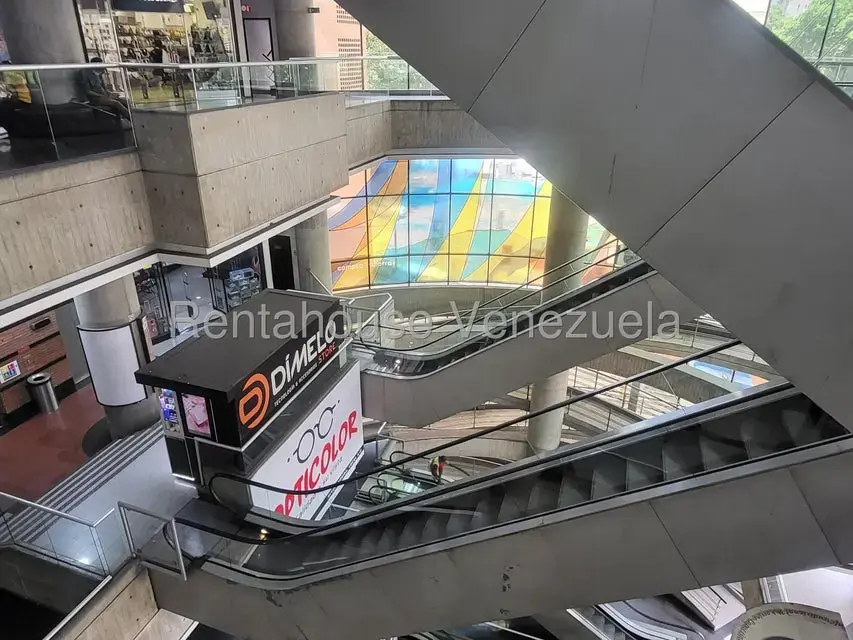Local Comercial en Alquiler en El Paraiso, Distrito Metropolitano - 11