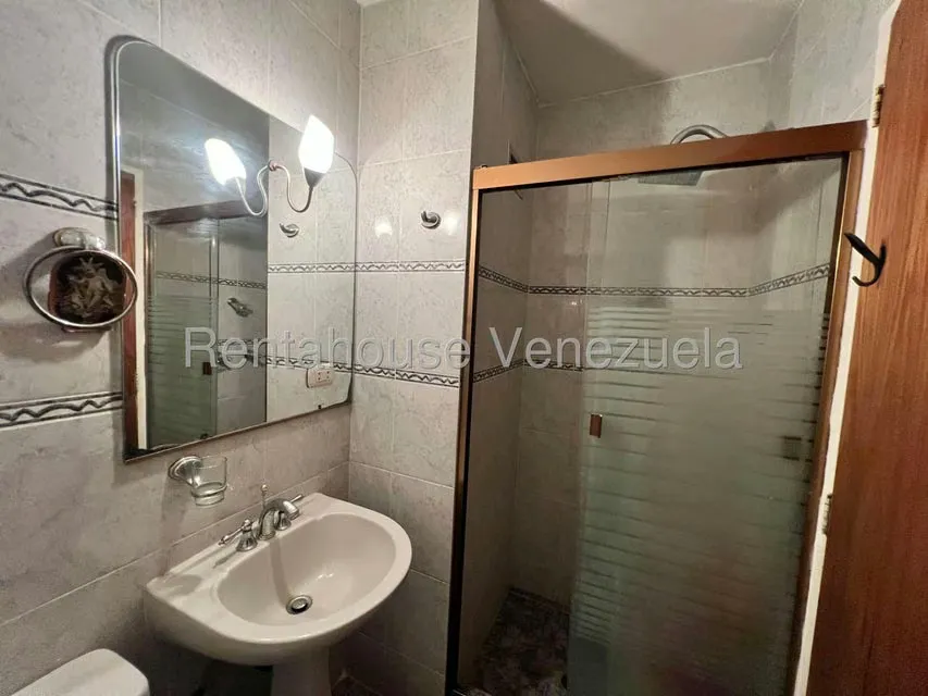 Apartamento (1 Nivel) en Venta en Lomas del Avila, Distrito Metropolitano - 24
