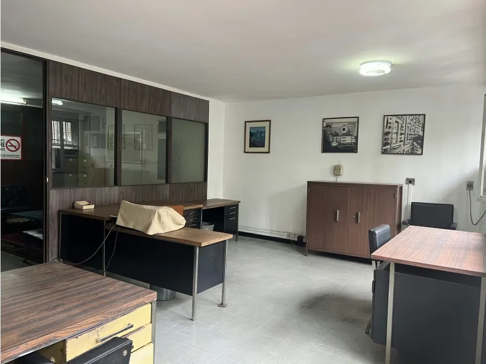 Local comercial en venta en La California con gran depósito - 4