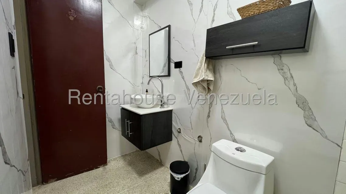 Apartamento (1 Nivel) en Venta en Avenida Bella Vista, Zulia - 11
