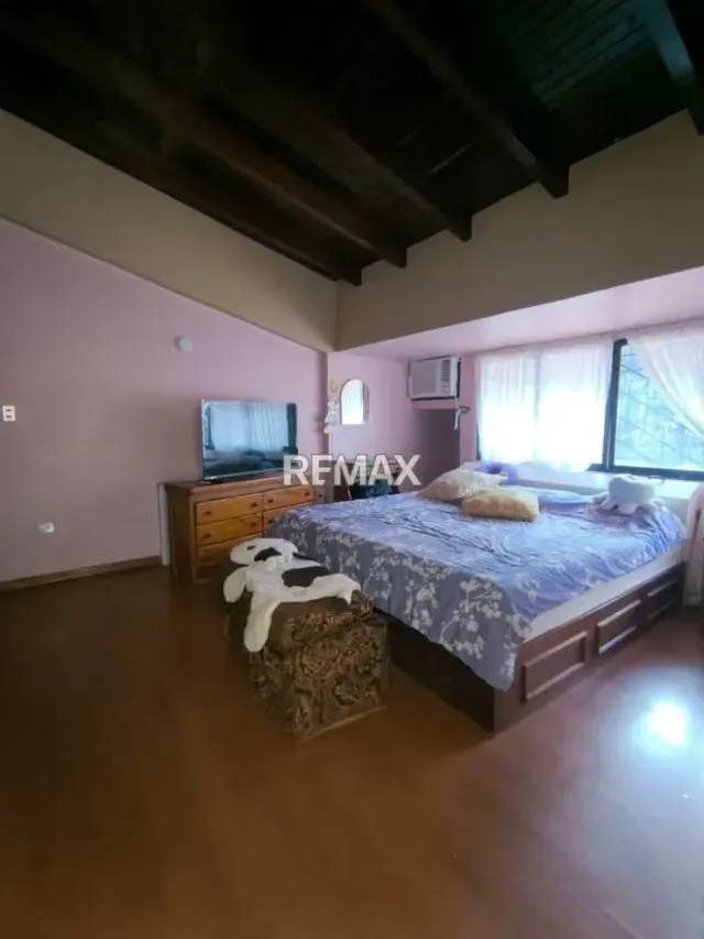 Se Vende Town House en Urbanizacion Tonoro Villas, sector Bella Vista - 6