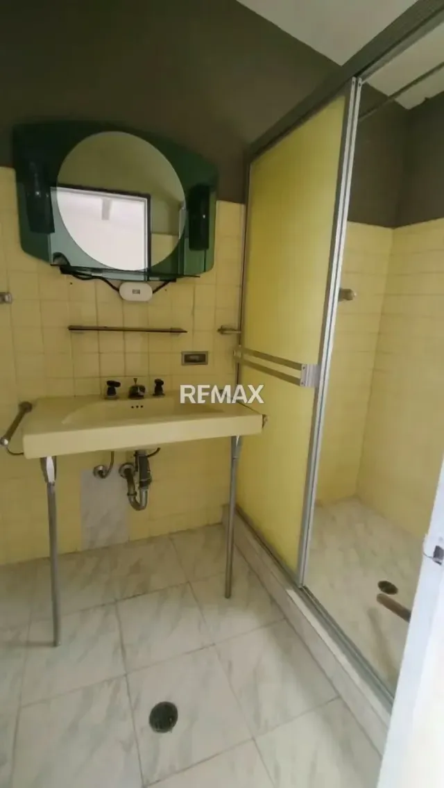OPORTUNIDAD DE CASA EN ALQUILER PARA USO COMERCIAL EN URBANIZACIÓN LA SOLEDAD - 12