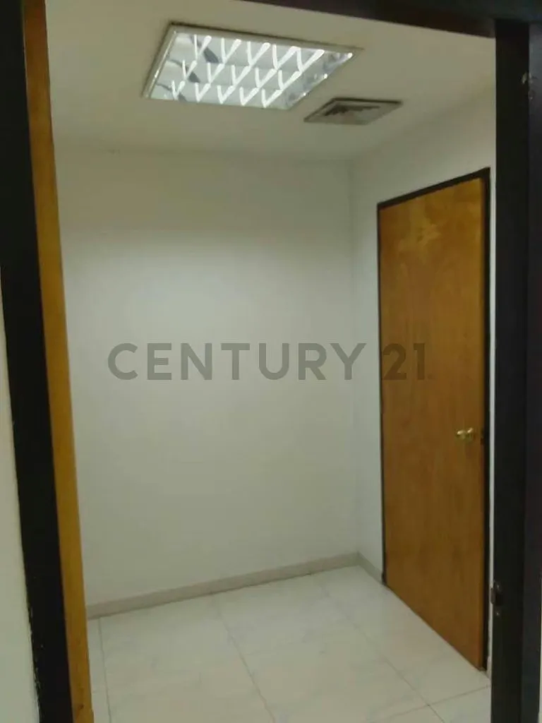 LOCAL COMERCIAL EDIFICIO MALIZIA - 3