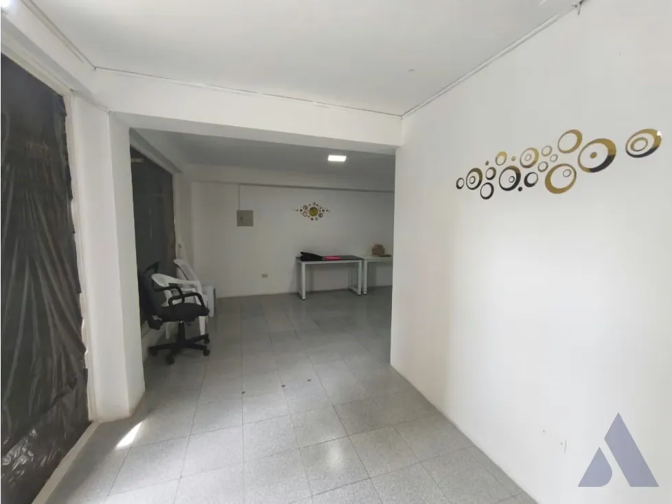 Se alquila oficina 55m2 Bello Monte 8096 - 4