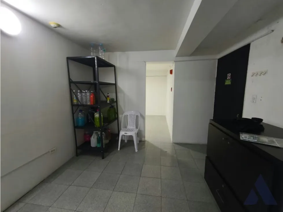 Se alquila oficina 55m2 Bello Monte 8096 - 9