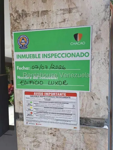 Apartamento (1 Nivel) en Alquiler en Los Palos Grandes, Distrito Metropolitano — 14