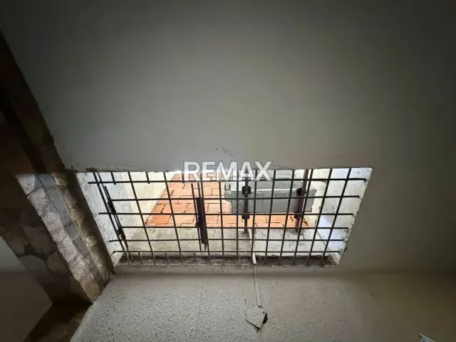 EN VENTA AMPLIA CASA, DE 2 NIVELES EN CONJ RESD LAS CARACARAS, SAN DIEGO - 14