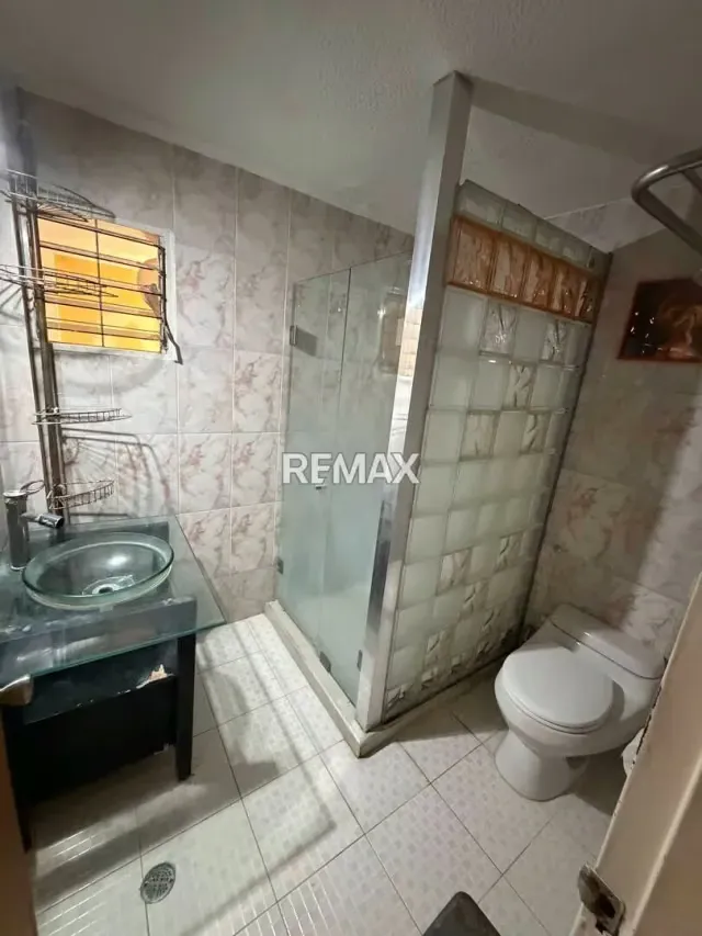 EN VENTA AMPLIA CASA, DE 2 NIVELES EN CONJ RESD LAS CARACARAS, SAN DIEGO - 19