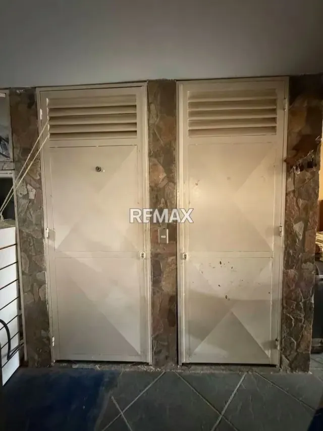 EN VENTA AMPLIA CASA, DE 2 NIVELES EN CONJ RESD LAS CARACARAS, SAN DIEGO - 20