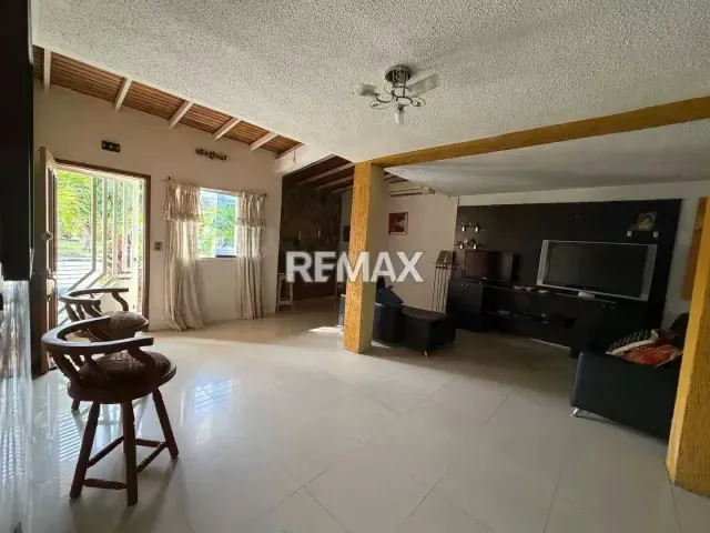EN VENTA AMPLIA CASA, DE 2 NIVELES EN CONJ RESD LAS CARACARAS, SAN DIEGO - 10