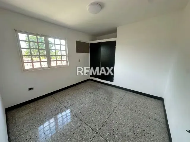 En Alquiler Apartamento Tipo Estudio Sin Amoblar - 6