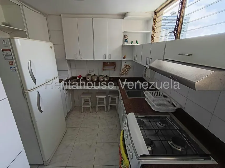 Apartamento (1 Nivel) en Venta en Los Palos Grandes, Distrito Metropolitano - 14