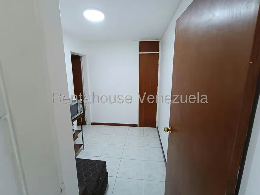 Apartamento (1 Nivel) en Venta en Los Palos Grandes, Distrito Metropolitano - 19