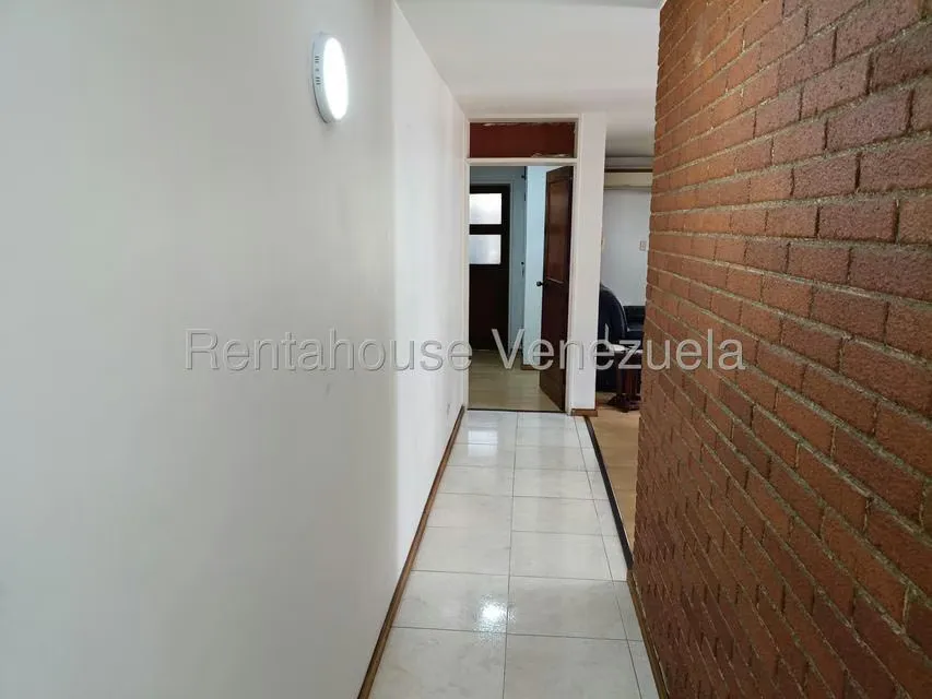 Apartamento (1 Nivel) en Venta en Los Palos Grandes, Distrito Metropolitano - 4