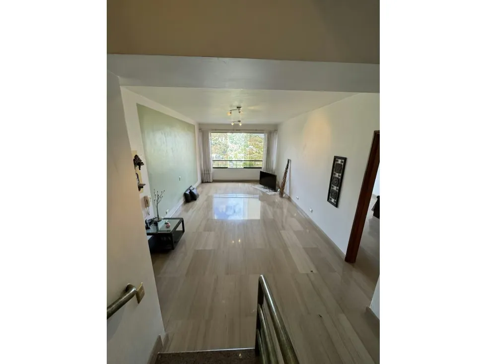 Se vende PH triplex 500m2 Los Samanes 7480 - 11