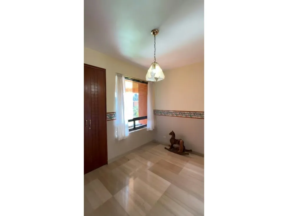 Se vende PH triplex 500m2 Los Samanes 7480 - 12