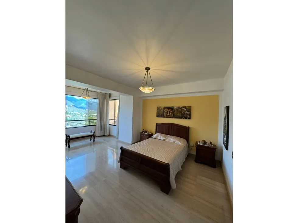 Se vende PH triplex 500m2 Los Samanes 7480 - 15
