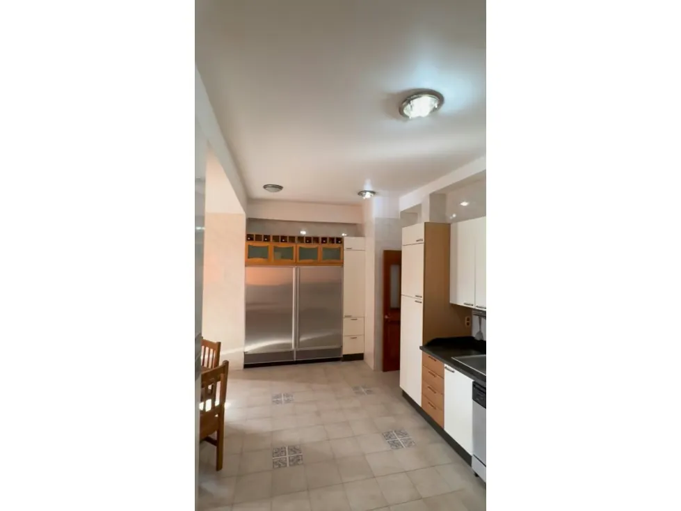 Se vende PH triplex 500m2 Los Samanes 7480 - 6