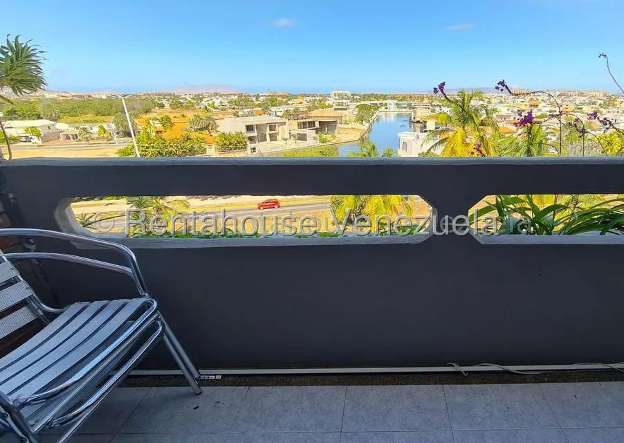 Apartamento (1 Nivel) en Alquiler en Av Diego Bautista Urbaneja, Anzoategui - 22