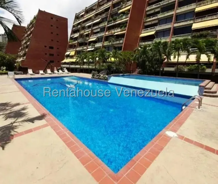 Apartamento (1 Nivel) en Alquiler en Av Diego Bautista Urbaneja, Anzoategui - 32