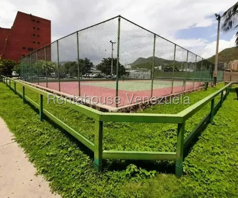 Apartamento (1 Nivel) en Alquiler en Av Diego Bautista Urbaneja, Anzoategui - 33