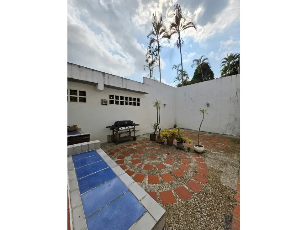 CASA EN VENTA 800 M2 - URB LA LAGUNITA - 14