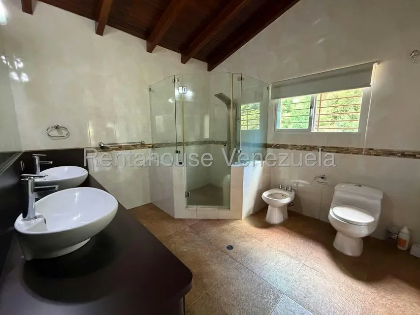 Casa (Multipes Niveles) en Venta en La Lagunita Country Club, Distrito Metropolitano - 38