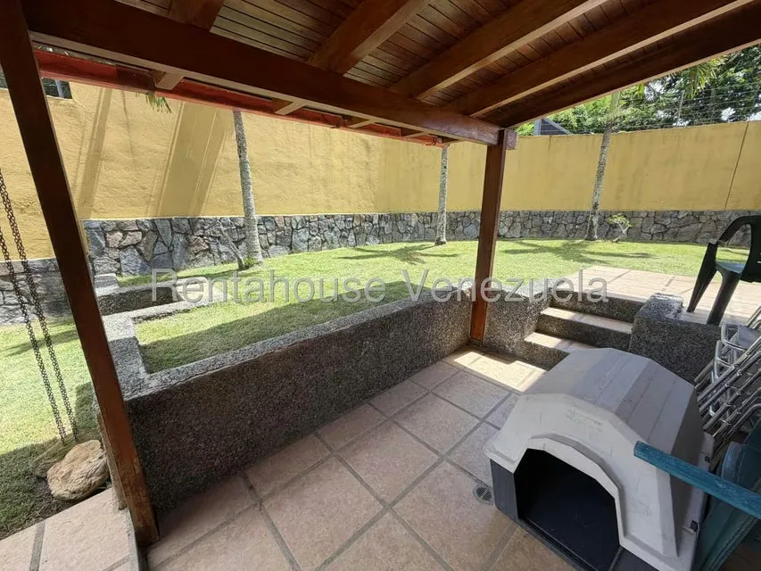 Casa (Multipes Niveles) en Venta en La Lagunita Country Club, Distrito Metropolitano - 43