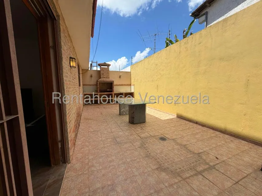 Casa (Multipes Niveles) en Venta en La Lagunita Country Club, Distrito Metropolitano - 45